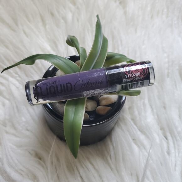 Wet n Wild Megalast Liquid Catsuit Matte Lipstick Deviant Damsel - Picture 1 of 7